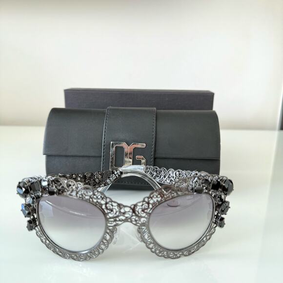 Dolce&Gabbana rhinestone runway women sunglasses Authentic Retail 1250$ - Picture 9 of 9